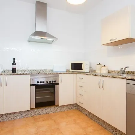Playa Blanca Sleeps 6 Pool Air Con Wifi
