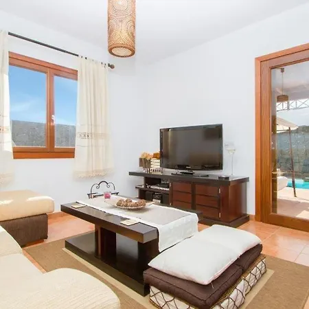 Playa Blanca Sleeps 6 Pool Air Con Wifi Playa Blanca (Lanzarote)